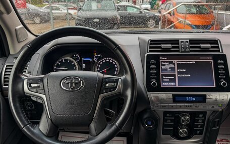Toyota Land Cruiser Prado 150 рестайлинг 2, 2021 год, 5 999 000 рублей, 17 фотография