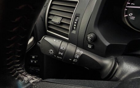 Toyota Land Cruiser Prado 150 рестайлинг 2, 2021 год, 5 999 000 рублей, 19 фотография