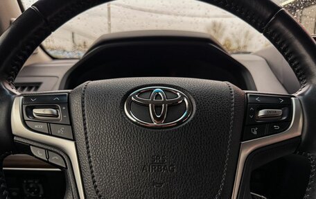 Toyota Land Cruiser Prado 150 рестайлинг 2, 2021 год, 5 999 000 рублей, 18 фотография