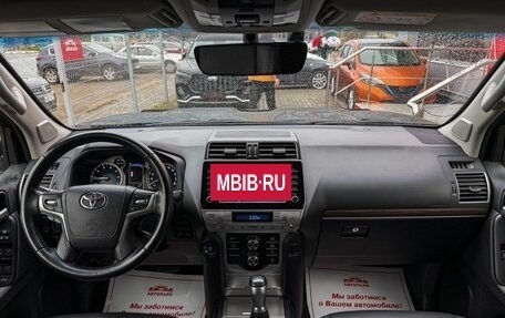 Toyota Land Cruiser Prado 150 рестайлинг 2, 2021 год, 5 999 000 рублей, 16 фотография