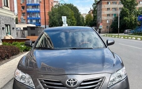 Toyota Camry, 2008 год, 650 000 рублей, 1 фотография
