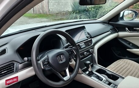 Honda Accord IX рестайлинг, 2021 год, 2 400 000 рублей, 6 фотография