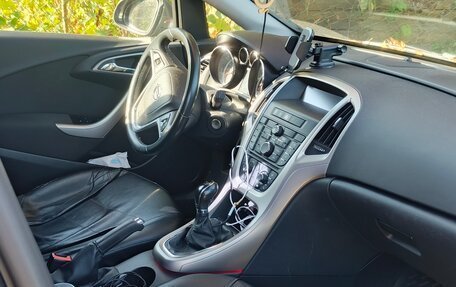 Opel Astra J, 2011 год, 600 000 рублей, 6 фотография