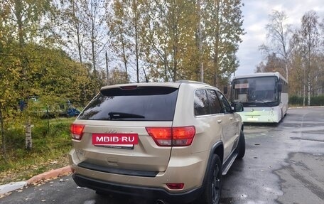 Jeep Grand Cherokee, 2011 год, 1 600 000 рублей, 11 фотография