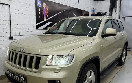 Jeep Grand Cherokee, 2011 год, 1 600 000 рублей, 22 фотография