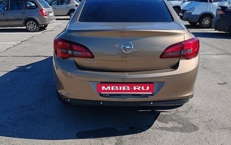 Opel Astra J, 2013 год, 810 000 рублей, 5 фотография