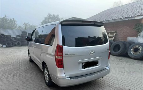 Hyundai Grand Starex Grand Starex I рестайлинг 2, 2009 год, 1 040 000 рублей, 4 фотография