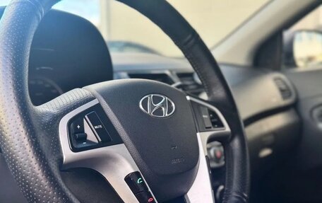 Hyundai Solaris II рестайлинг, 2012 год, 680 000 рублей, 6 фотография