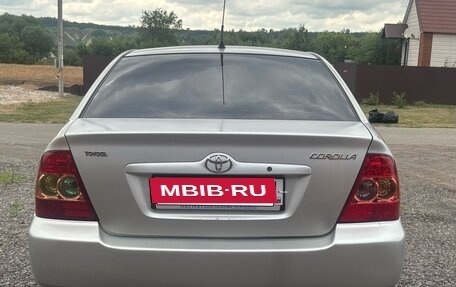 Toyota Corolla, 2004 год, 550 000 рублей, 14 фотография