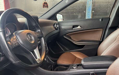 Mercedes-Benz GLA, 2014 год, 1 800 000 рублей, 10 фотография