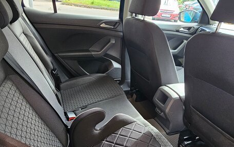 Volkswagen T-Cross I, 2020 год, 1 600 000 рублей, 11 фотография