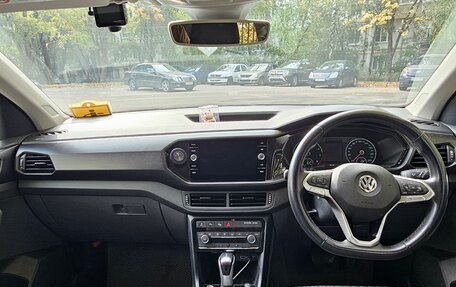 Volkswagen T-Cross I, 2020 год, 1 600 000 рублей, 26 фотография
