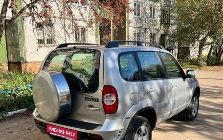 Chevrolet Niva I рестайлинг, 2012 год, 601 000 рублей, 3 фотография