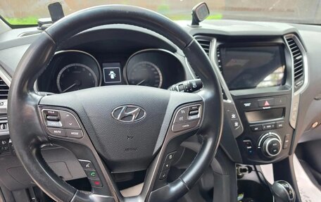 Hyundai Santa Fe III рестайлинг, 2017 год, 1 950 000 рублей, 6 фотография