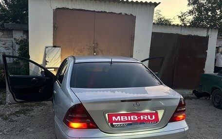 Mercedes-Benz C-Класс, 2001 год, 800 000 рублей, 2 фотография