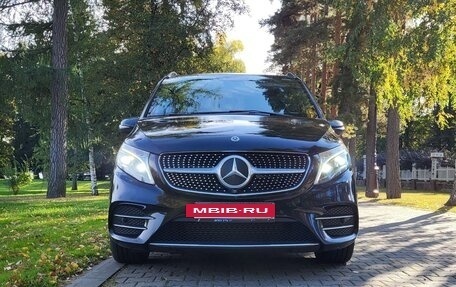 Mercedes-Benz V-Класс, 2021 год, 6 550 000 рублей, 9 фотография
