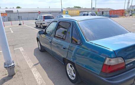 Daewoo Nexia I рестайлинг, 1996 год, 145 000 рублей, 3 фотография