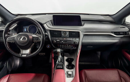 Lexus RX IV рестайлинг, 2017 год, 2 990 000 рублей, 16 фотография