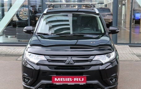 Mitsubishi Outlander III рестайлинг 3, 2016 год, 1 770 000 рублей, 2 фотография