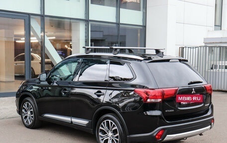 Mitsubishi Outlander III рестайлинг 3, 2016 год, 1 770 000 рублей, 6 фотография