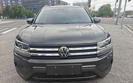 Volkswagen Tharu, 2022 год, 1 750 000 рублей, 2 фотография