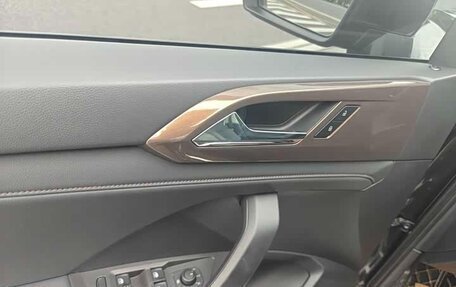 Volkswagen Tharu, 2022 год, 1 750 000 рублей, 10 фотография