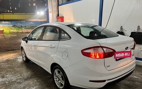 Ford Fiesta, 2016 год, 870 000 рублей, 3 фотография