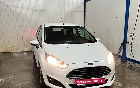 Ford Fiesta, 2016 год, 870 000 рублей, 11 фотография