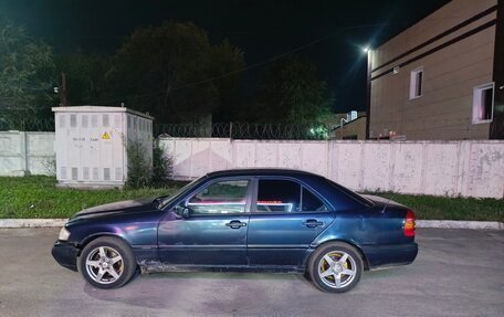 Mercedes-Benz C-Класс, 1995 год, 200 000 рублей, 2 фотография