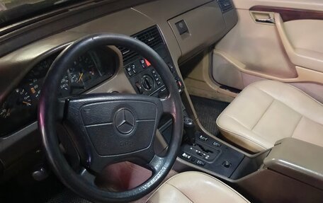 Mercedes-Benz C-Класс, 1995 год, 200 000 рублей, 5 фотография