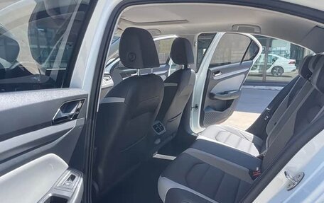 Volkswagen Bora, 2023 год, 1 750 000 рублей, 17 фотография