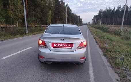 Hyundai Solaris II рестайлинг, 2013 год, 800 000 рублей, 4 фотография
