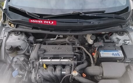 Hyundai Solaris II рестайлинг, 2013 год, 800 000 рублей, 11 фотография