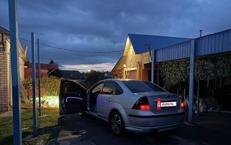 Ford Focus II рестайлинг, 2006 год, 350 000 рублей, 3 фотография