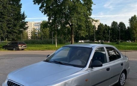 Hyundai Accent II, 2004 год, 264 000 рублей, 2 фотография