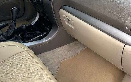 Toyota Land Cruiser Prado 120 рестайлинг, 2004 год, 1 550 000 рублей, 33 фотография