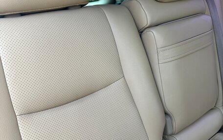 Toyota Land Cruiser Prado 120 рестайлинг, 2004 год, 1 550 000 рублей, 29 фотография