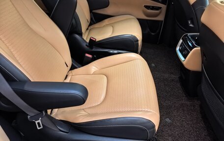 KIA Carnival, 2021 год, 3 950 000 рублей, 25 фотография