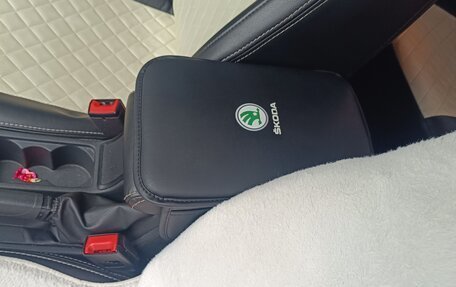 Skoda Octavia, 2017 год, 1 850 000 рублей, 10 фотография