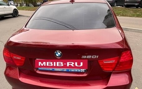 BMW 3 серия, 2011 год, 950 000 рублей, 8 фотография