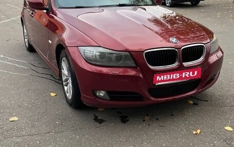 BMW 3 серия, 2011 год, 950 000 рублей, 2 фотография
