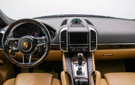 Porsche Cayenne III, 2015 год, 4 645 000 рублей, 2 фотография