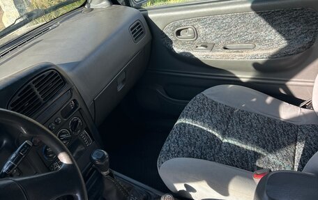KIA Sportage IV рестайлинг, 2000 год, 250 000 рублей, 3 фотография