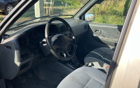 KIA Sportage IV рестайлинг, 2000 год, 250 000 рублей, 2 фотография