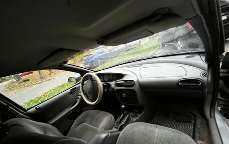 Dodge Stratus II, 2000 год, 150 000 рублей, 4 фотография