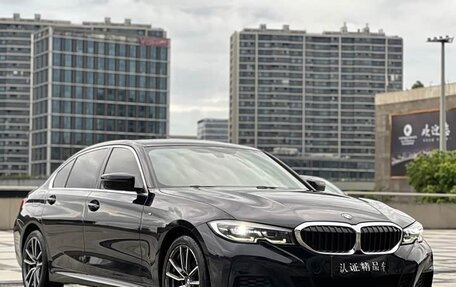 BMW 3 серия, 2022 год, 2 960 000 рублей, 3 фотография