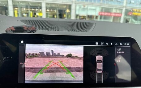 BMW 3 серия, 2022 год, 2 960 000 рублей, 15 фотография