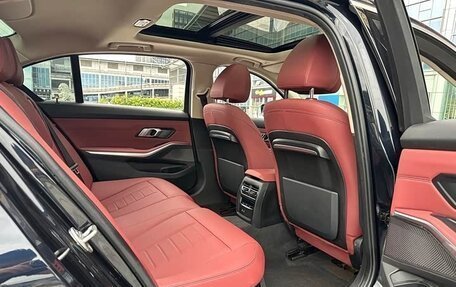 BMW 3 серия, 2022 год, 2 960 000 рублей, 18 фотография