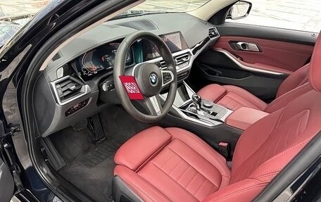 BMW 3 серия, 2022 год, 2 960 000 рублей, 10 фотография