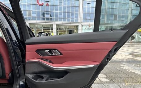 BMW 3 серия, 2022 год, 2 960 000 рублей, 25 фотография